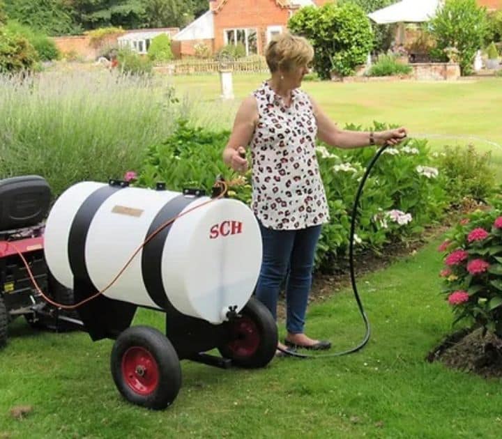Plant waterer equipment for groundcare maintenance